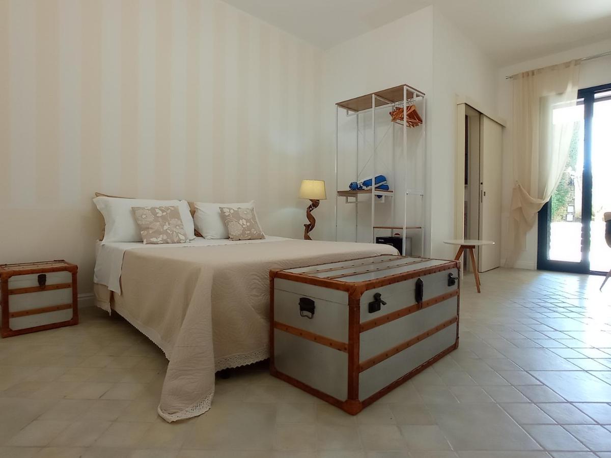 Bed and Breakfast Vigne Vecchie à Casamassella Extérieur photo